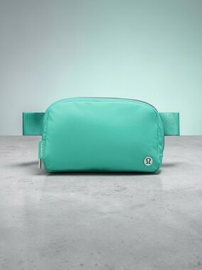 Lululemon Everywhere Belt Bag Paradise Green Crossbody Bag Fanny Pack Nwt
